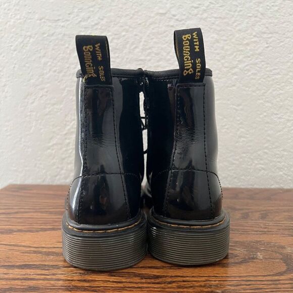 Dr. Martens Junior 1460 Patent Leather Boots Size 3 - Picture 3 of 10
